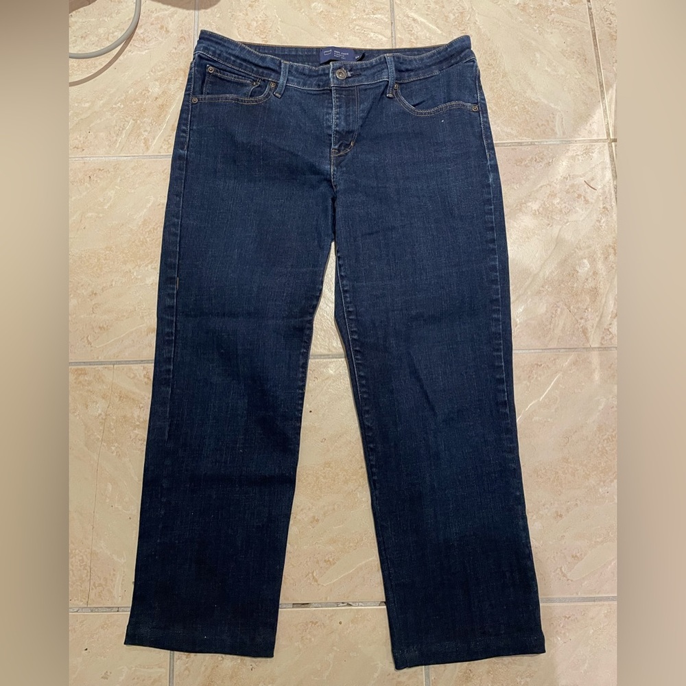 Levis Dark Blue Demi-Curve Classic Bootcut Cropped Jeans size 31